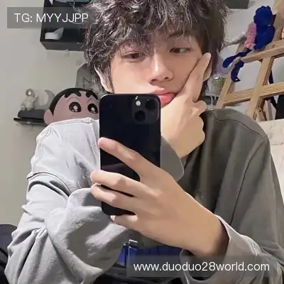 骆铖柳